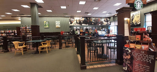 Book Store «Barnes & Noble», reviews and photos, 3651 Jefferson Davis Hwy, Alexandria, VA 22305, USA