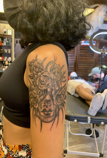 Tattoo Shop «Handsome Devil Tattoo Company», reviews and photos, 201 Market St, Saddle Brook, NJ 07663, USA