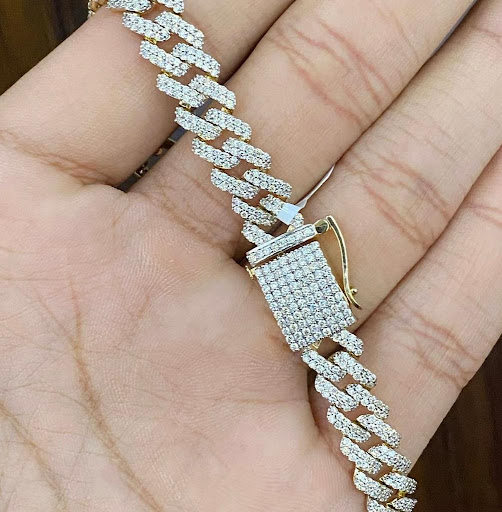 Gift Shop «Bond Jewelers», reviews and photos, 339 Brandon Town Center Dr, Brandon, FL 33511, USA