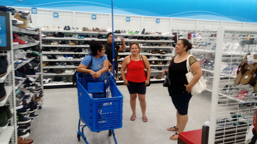 Clothing Store «Ross Dress for Less», reviews and photos, 9801 Chapman Ave, Garden Grove, CA 92841, USA
