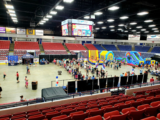 Ice Skating Rink «Dort Federal Credit Union Event Center», reviews and photos