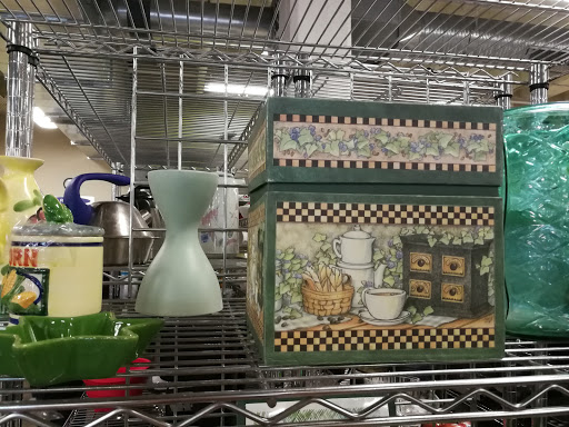 Non-Profit Organization «Goodwill Store & Donation Center», reviews and photos, 1201 W Washington Blvd, Chicago, IL 60607, USA