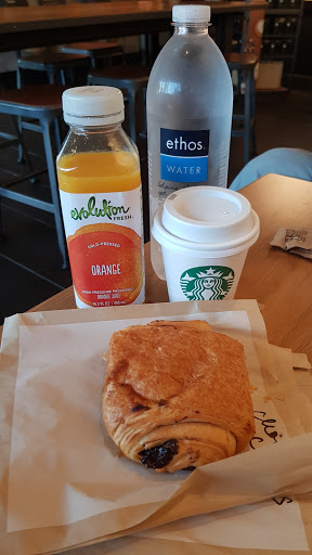 Coffee Shop «Starbucks», reviews and photos, 4801 Valley View Blvd NW g, Roanoke, VA 24012, USA