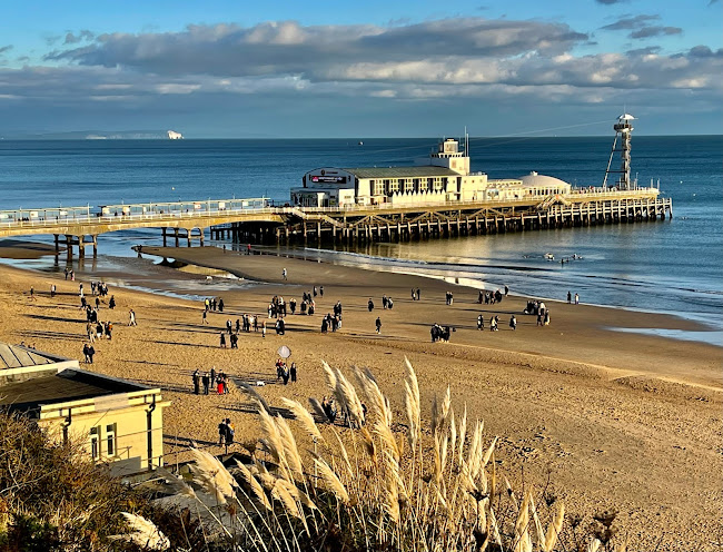 Bournemouth Tourist Information Centre - Travel Agency