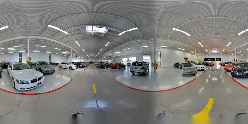 Used Car Dealer «Lucky Motors», reviews and photos, 817 Church Rd, Elmhurst, IL 60126, USA