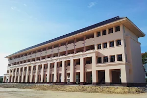 Phu Khiao School image