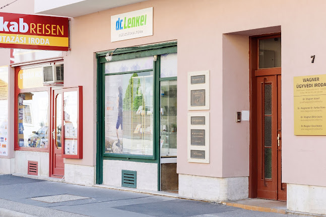 Értékelések erről a helyről: Dr. Lenkei Vitamin Szaküzlet - Sopron, Sopron - Bolt