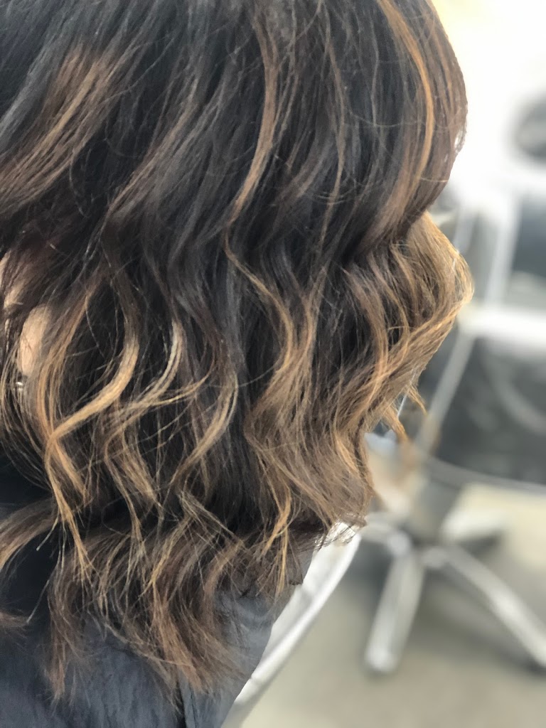 Southern Sass Hair Salon 76084