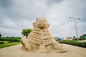 Lepakshi Nandi image