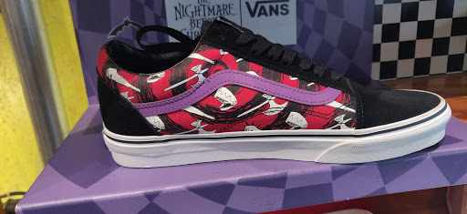 Shoe Store «Journeys», reviews and photos, 42B W 14th St, New York, NY 10011, USA