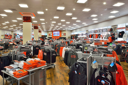 Souvenir Store «OSU Beaver Store», reviews and photos, 663 SW 26th St, Corvallis, OR 97331, USA