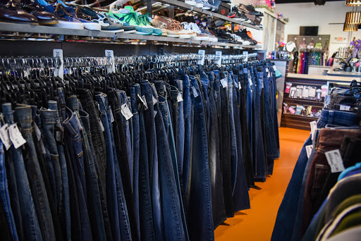 Clothing Store «Uptown Cheapskate», reviews and photos, 8436 Denton Hwy #206, Watauga, TX 76148, USA