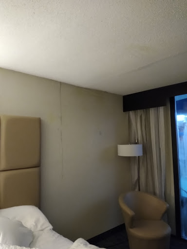 Hotel «Clarion Hotel & Aqua Lagoon Waterpark», reviews and photos, 1080 Riverdale St, West Springfield, MA 01089, USA