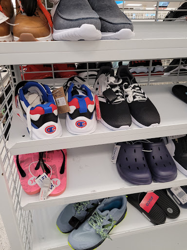 Clothing Store «Burlington Coat Factory», reviews and photos, 14800 Baltimore Ave, Laurel, MD 20707, USA