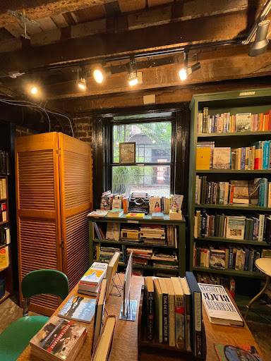 Book Store «The Book Lady Bookstore», reviews and photos, 6 E Liberty, Savannah, GA 31401, USA