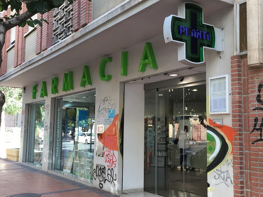 puertas automaticas Farmacia Lydia Sánchez Polo Farmacia 12 horas Ortopedia en Murcia en Murcia