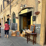 Photo n°1 de l'avis de Gaetano.i fait le 14/09/2023 à 18:49 sur le  Diah Verai à Volterra