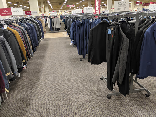 Clothing Store «Burlington Coat Factory», reviews and photos, 475 Union St, Waterbury, CT 06706, USA