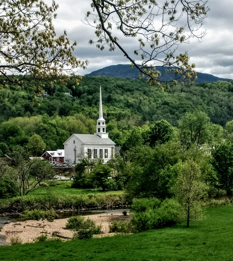 Nail Salon «Salon Salon», reviews and photos, 232 Mountain Rd, Stowe, VT 05672, USA