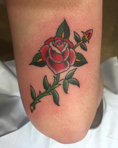 Explore ideas tattoo cuello hombre, creative tattoo ideas in Provincetown, available at Coastline Tattoo Studio Provincetown