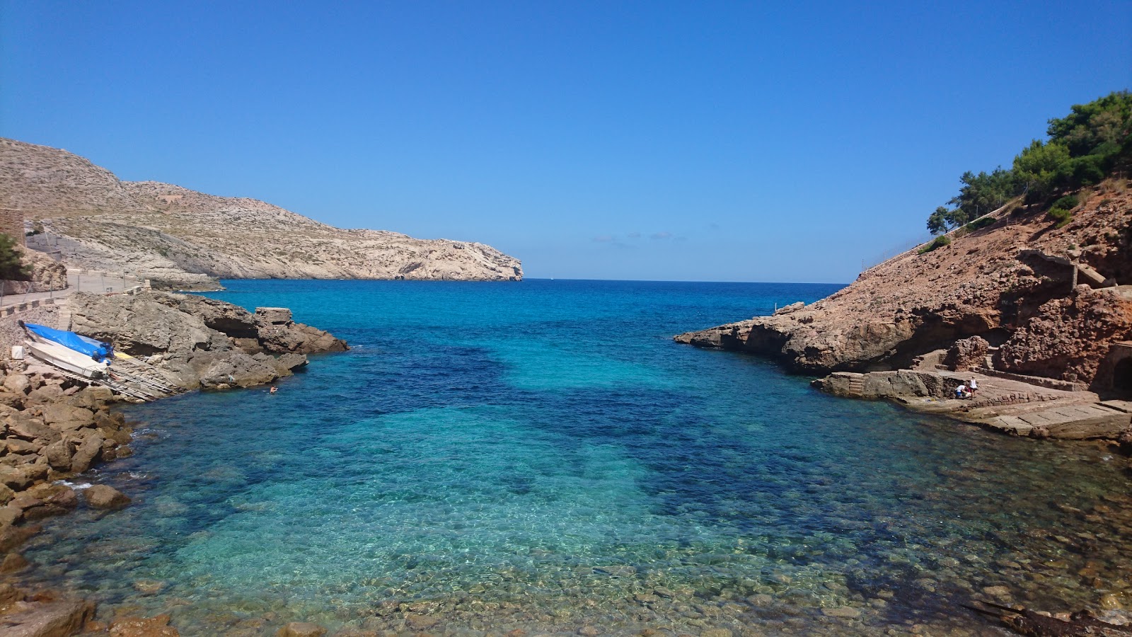 Photo de Cala Carbo avec petite baie