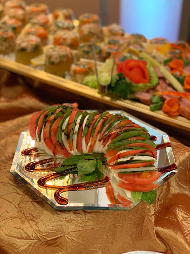 Caterer «Lone Tree Manor Banquet Hall & Catering», reviews and photos, 7730 N Milwaukee Ave, Niles, IL 60714, USA