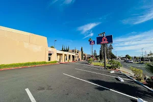 Motel 6 Vallejo, CA – Napa Valley image