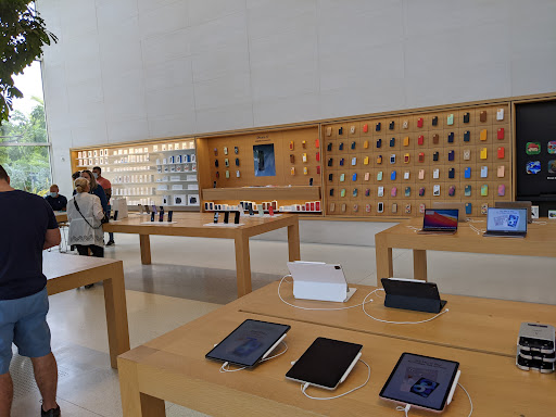 Computer Store «Apple Aventura», reviews and photos, 19501 Biscayne Blvd, Aventura, FL 33180, USA