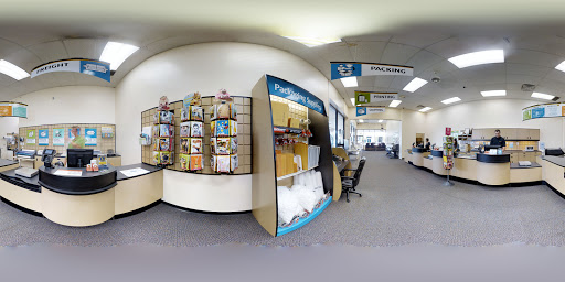 Shipping and Mailing Service «The UPS Store», reviews and photos, 37637 Five Mile Road, Livonia, MI 48154, USA