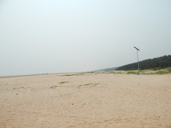 Dagara Sea Beach'in fotoğrafı - rahatlamayı sevenler arasında popüler bir yer