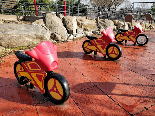 Park «Elmhurst Park», reviews and photos, 57th Ave & Grand avenue, Queens, NY 11373, USA