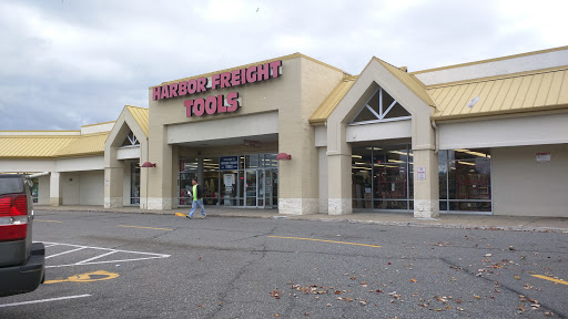 Hardware Store «Harbor Freight Tools», reviews and photos, 34600 Vine St, Eastlake, OH 44095, USA