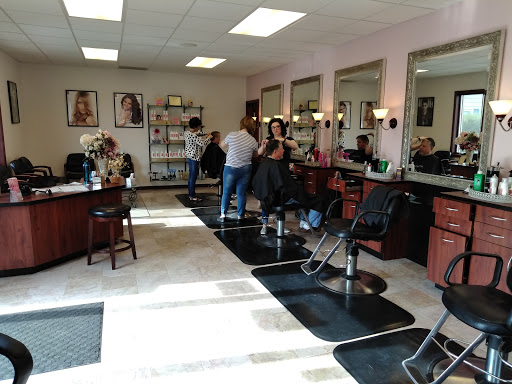 Beauty Salon «Salon 832», reviews and photos, 832 S Parker St, Marine City, MI 48039, USA
