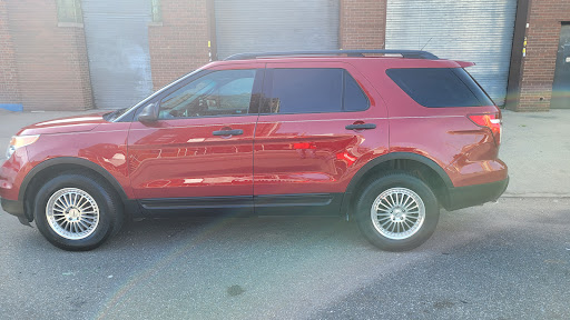 Auto Body Shop «Perfection Auto Collision Ny», reviews and photos, 52-01 Van Dam St, Long Island City, NY 11101, USA