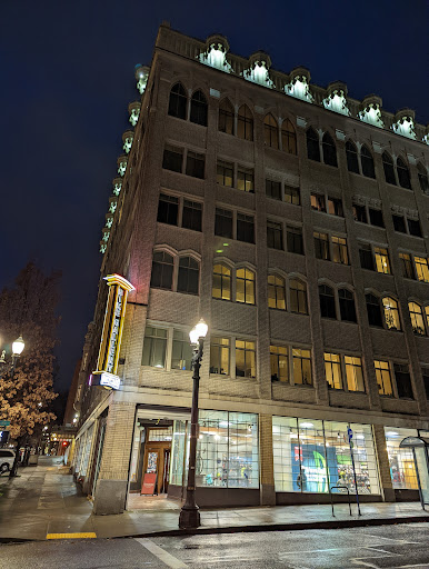 Bicycle Store «Bike Gallery - Downtown», reviews and photos, 1001 SW 10th Ave, Portland, OR 97205, USA