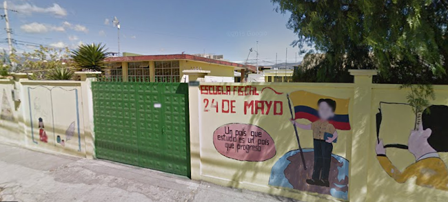 Opiniones de Escuela 24 de Mayo en Quito - Escuela