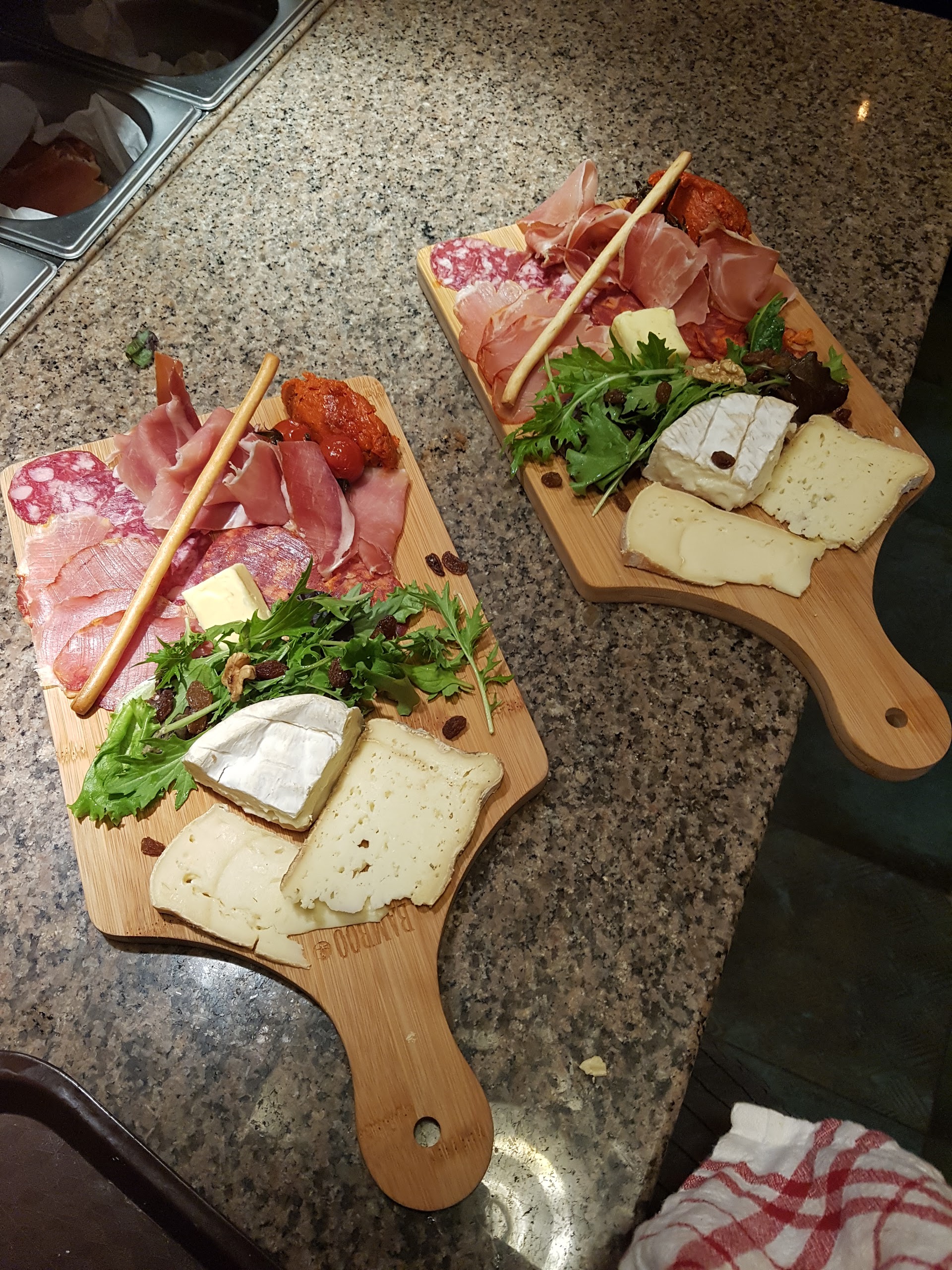 Photo n° 1 de l'avis de Meleona._ fait le 30/04/2017 à 10:25