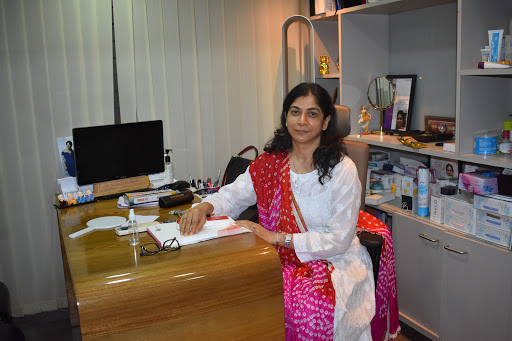 Best Dermatologist & Cosmetologist in Andheri, Mumbai | Kiran's Clinic