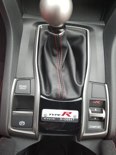 Car Dealer «Baierl Automotive», reviews and photos, 10430 Perry Hwy, Wexford, PA 15090, USA