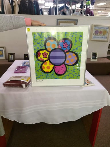 Shopping Mall «Mid City Mall», reviews and photos, 1250 Bardstown Rd #5, Louisville, KY 40204, USA