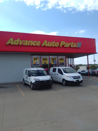 Auto Parts Store «Advance Auto Parts», reviews and photos, 520 S Broadway Blvd, Salina, KS 67401, USA