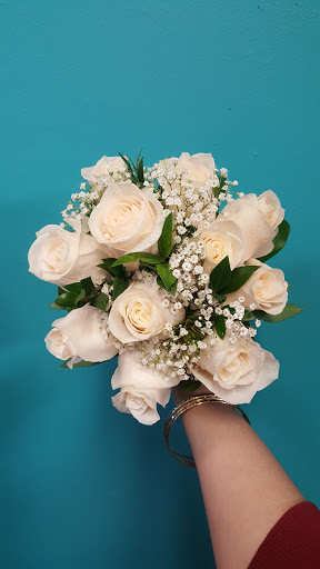 Florist «Floral Impressions», reviews and photos, 2324 N Cicero Ave, Chicago, IL 60639, USA