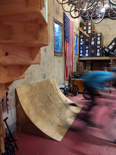 Bicycle Store «Belmar Bike Shop», reviews and photos, 1318 Main St, Belmar, NJ 07719, USA