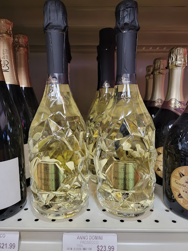 Liquor Store «Westlake Wine & Spirits», reviews and photos, 2024 35th Ave, Greeley, CO 80634, USA