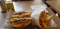 Sandwich au poulet du Restaurant de hamburgers Burgers & Bagels Lafayette à Lyon - n°1