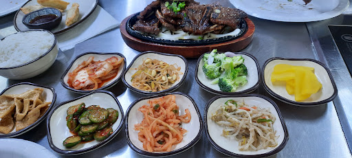 Restaurant «Chas Market & Kitchen», reviews and photos, 1431 N Pine St, San Antonio, TX 78208, USA