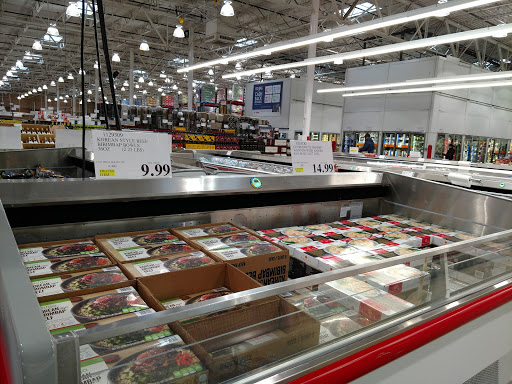 Warehouse store «Costco Wholesale», reviews and photos, 10701 Sudley Manor Dr, Manassas, VA 20109, USA