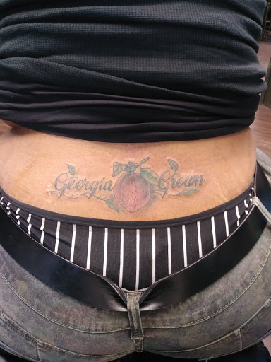 Tattoo Shop «Tiki Tattoo and Piercing Studio», reviews and photos, 3236 US-278, Covington, GA 30014, USA