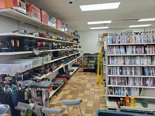 Pawn Shop «Metro Pawn & Loan», reviews and photos, 3011 W Broadway, Council Bluffs, IA 51501, USA