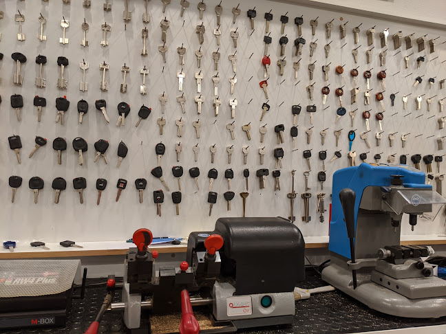 Ταβάκη 10, Θέρμη 570 01